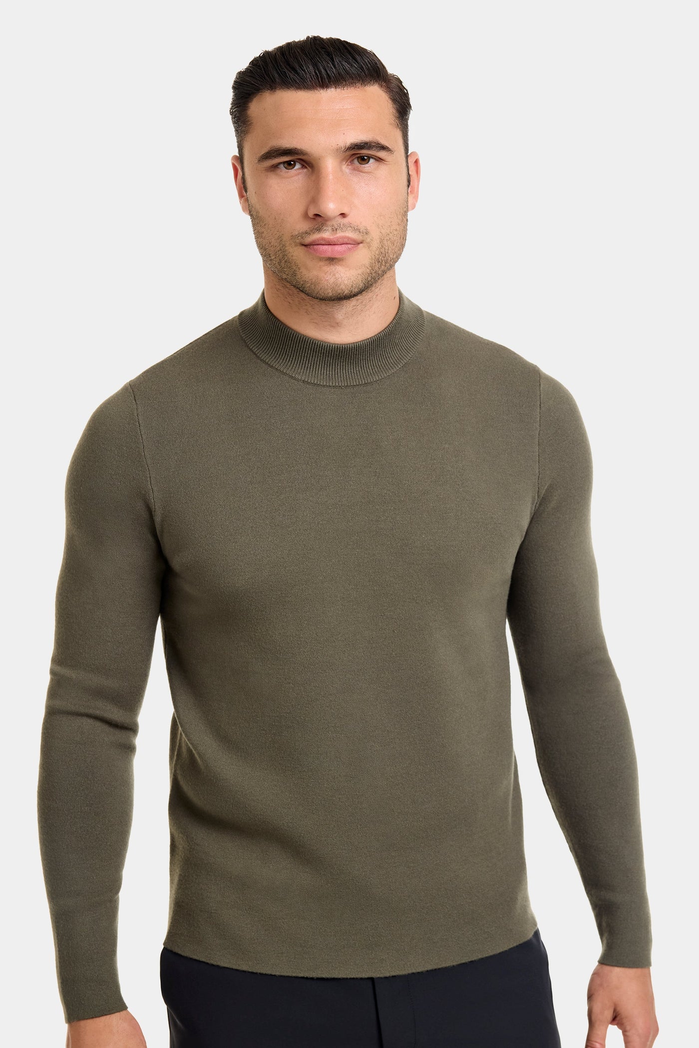 THE WILLIAM NECK SWEATER
