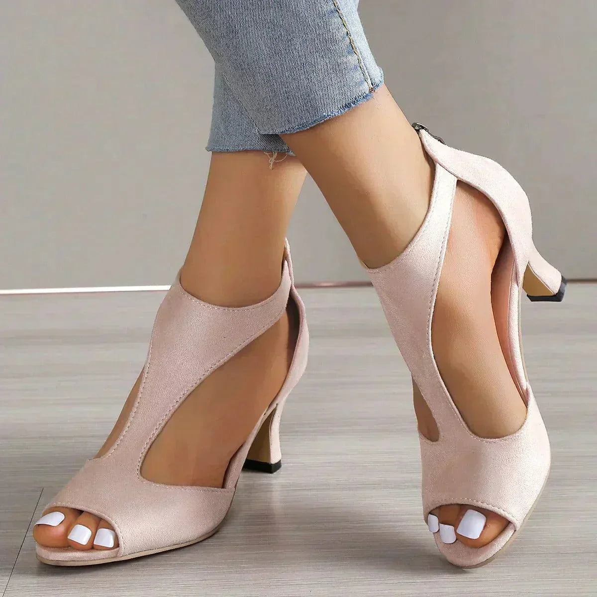 Orthopedic Sandals with Heel