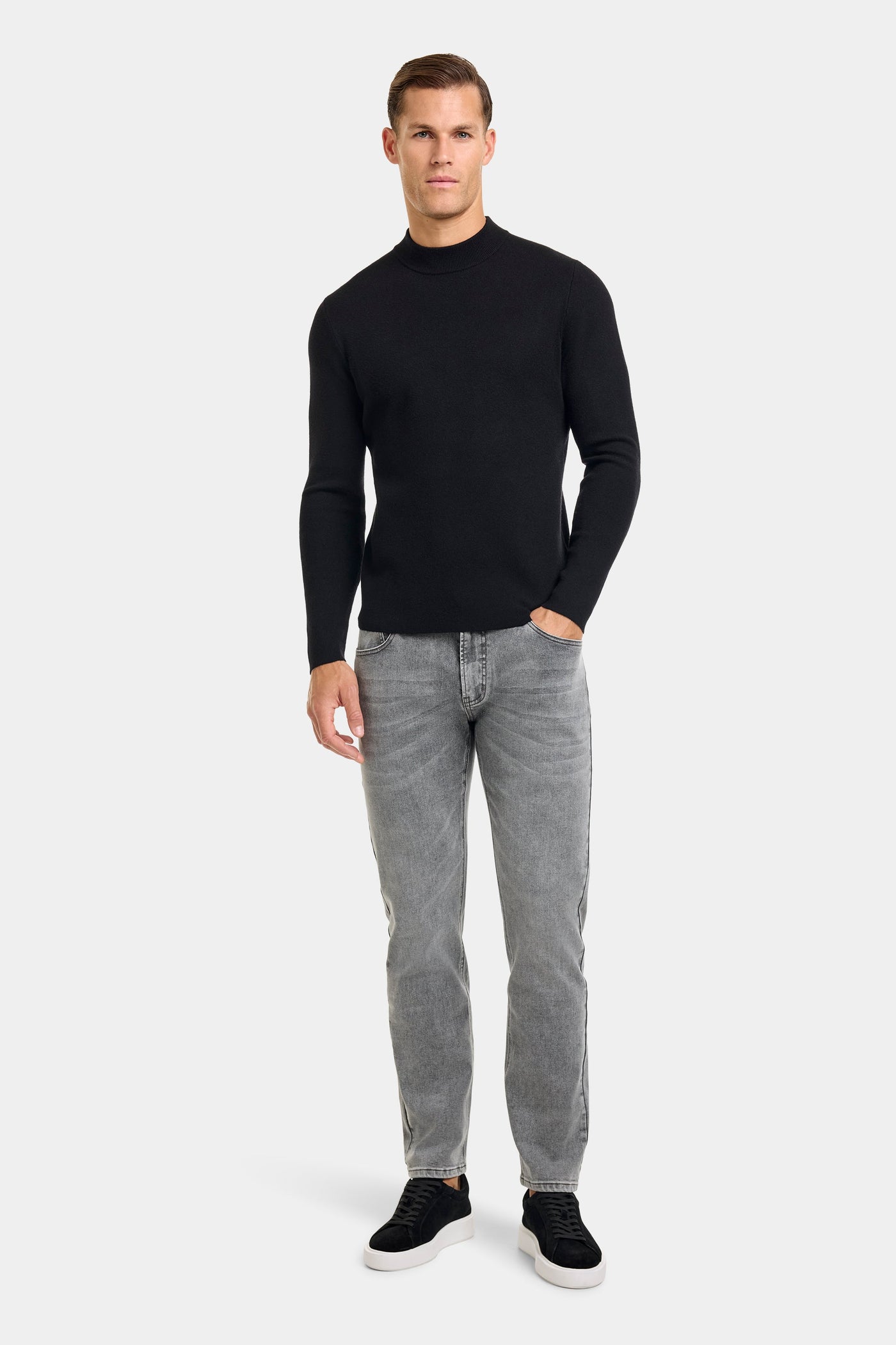 THE WILLIAM NECK SWEATER