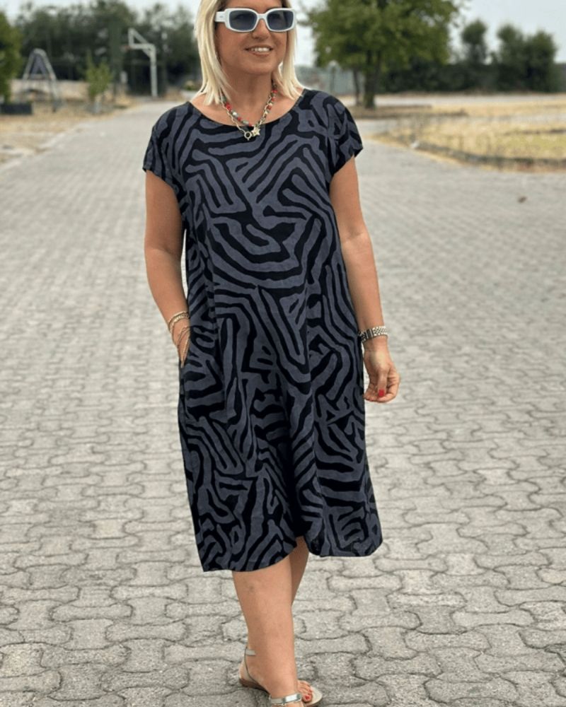 Annabel | Summer dress with a round neck and beautiful print