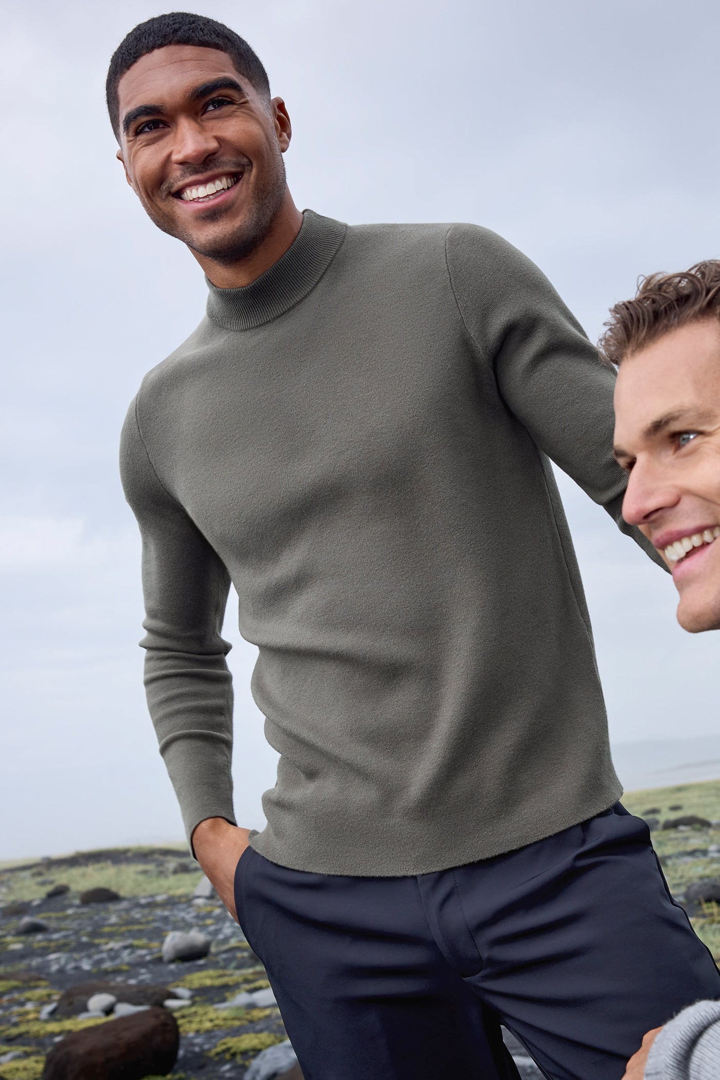 THE WILLIAM NECK SWEATER
