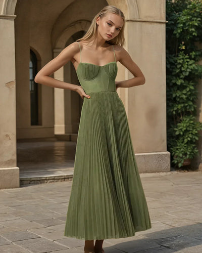 Olivia Dress | Modern elegance with an open back