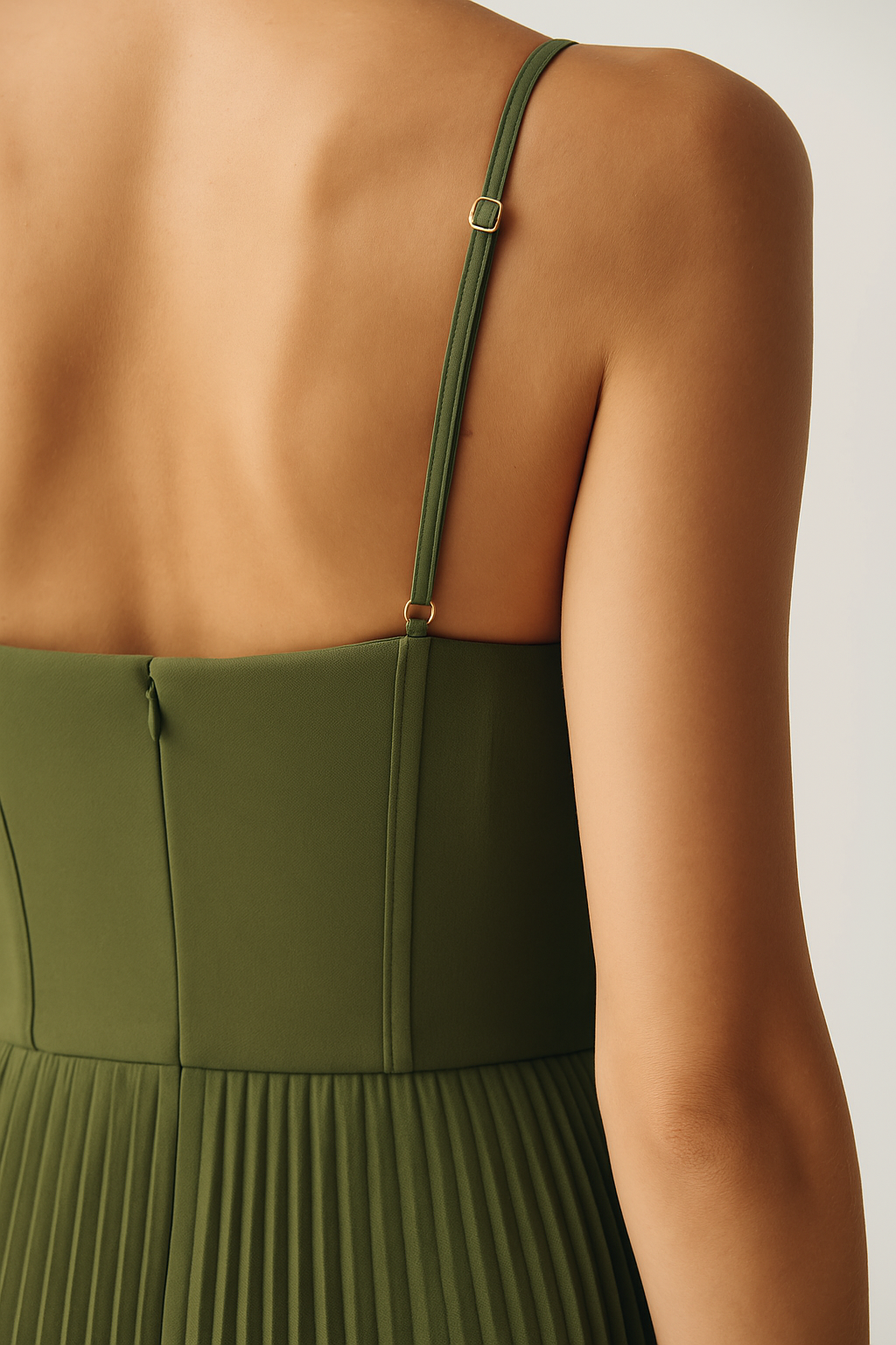 Olivia Dress | Modern elegance with an open back