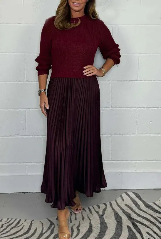 Stella | Maxi dress with sweater and pleated skirt